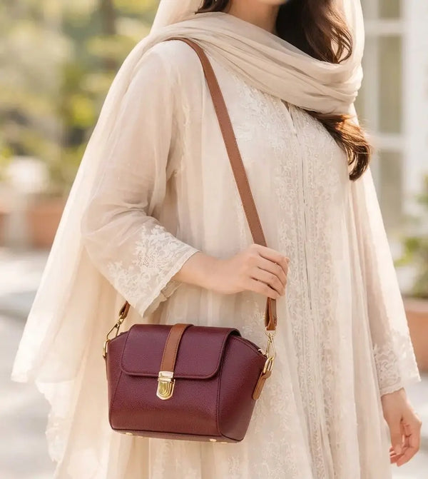 Girl's Faux Leather Textured Envelope Clutch